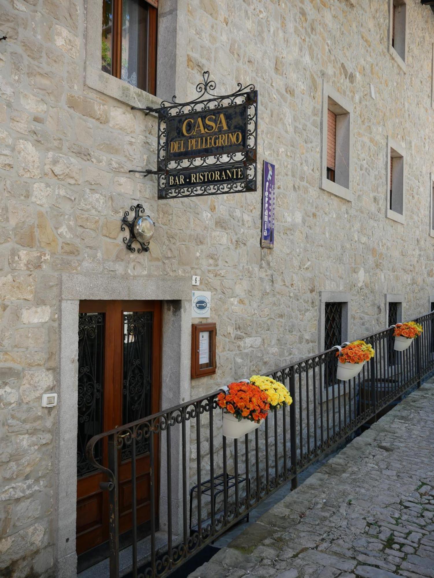 Hotel Casa Del Pellegrino - Castelmonte Exteriér fotografie